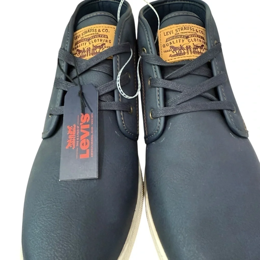 Levi’s Men’s Chukka Ankle Boots Size 10.5 Navy Blue Lace up Casual Dress up NWT